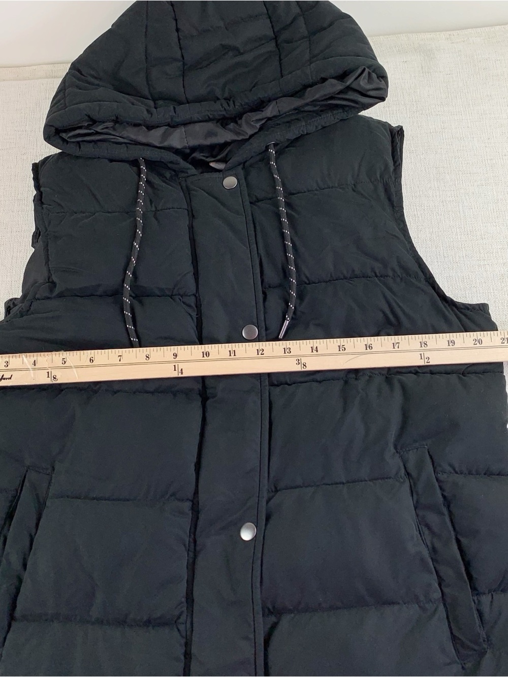Zella women S long hooded puffer vest in black full zip quilted water resistant - Picture 4 of 16